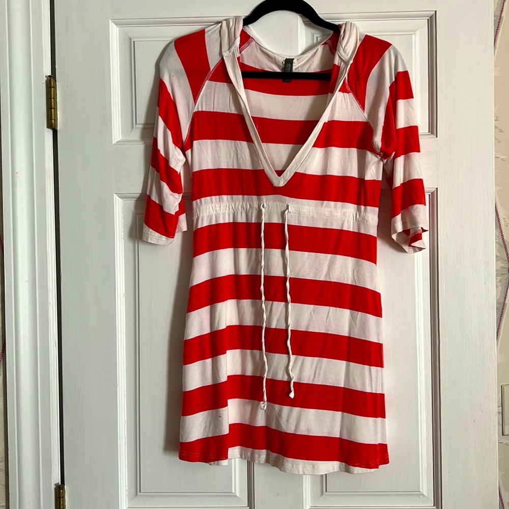 Kenneth Cole Reaction Hooded Cover Up Dress, size S
